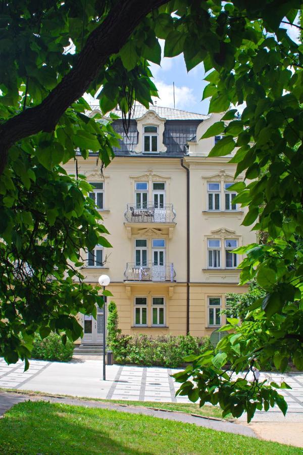 Villa Dagmar Luhačovice Exterior foto