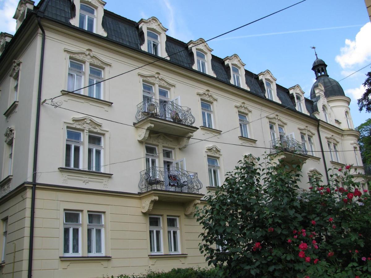 Villa Dagmar Luhačovice Exterior foto